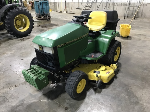 1998 John Deere 425 Grossenburg Implement